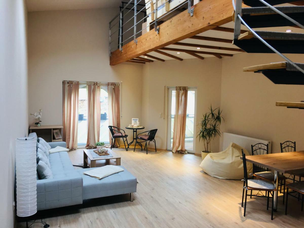 Ferienwohnung Am Nuerburgring/Wintersport Arft Acht Εξωτερικό φωτογραφία